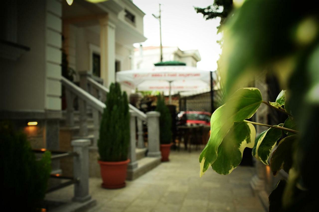 Eagles Philadelphia Bed & Breakfast Korce Bagian luar foto