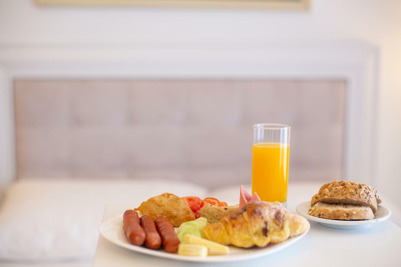 Eagles Philadelphia Bed & Breakfast Korce Bagian luar foto